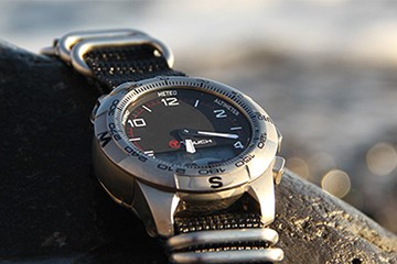 海口欧米茄表官方售后洗油