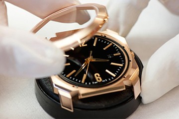 海口欧米茄表起雾了维修